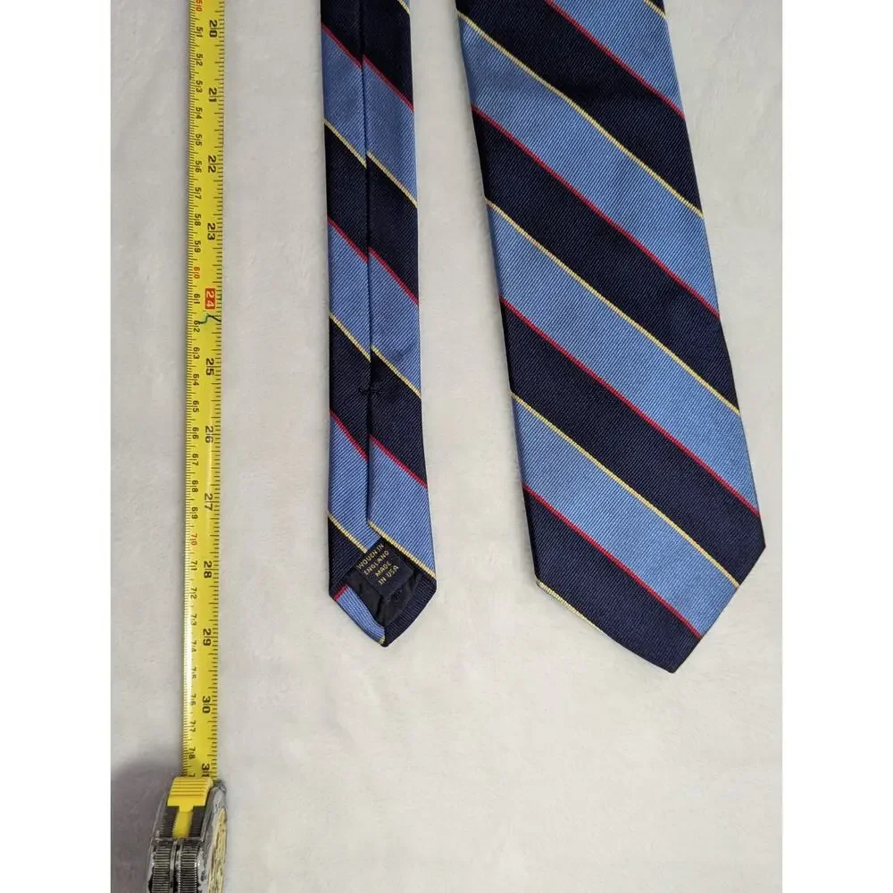 Vintage Brooks Brothers Makers Silk Repp Stripe Tie Made In USA Navy Blue Red